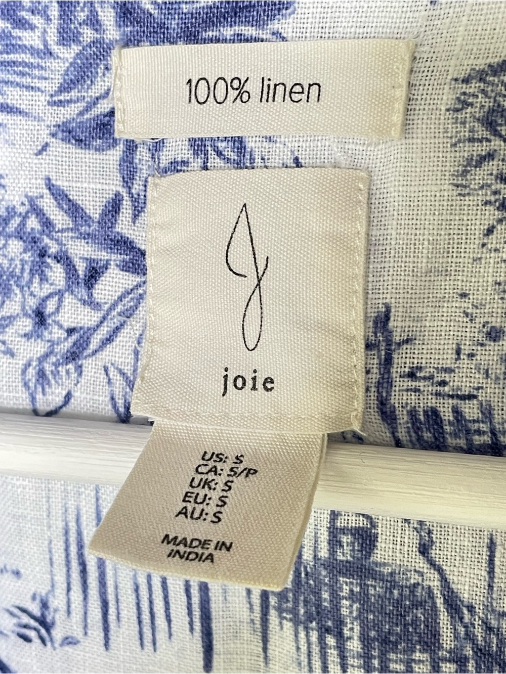 Resort | Joie Blue Toile Off White Linen Button Down | Relaxed Roll Tab Sleeve S - Picture 5 of 12